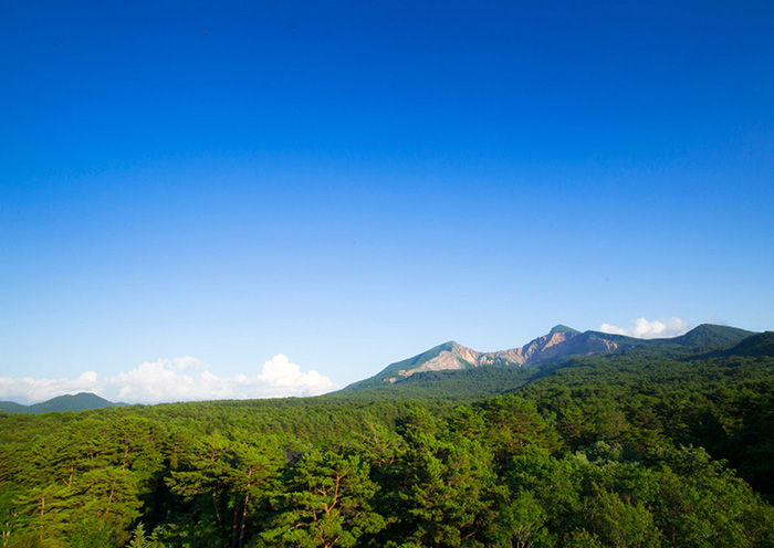 磐梯山／表磐梯エリア。万葉の時代から「会津嶺」として名を知られています。