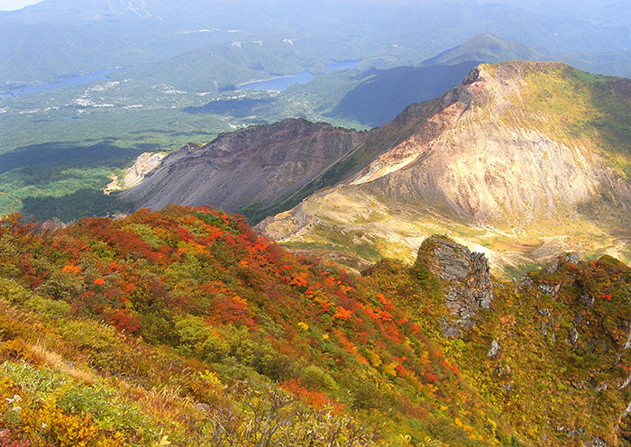 磐梯山／表磐梯エリア。万葉の時代から「会津嶺」として名を知られています。